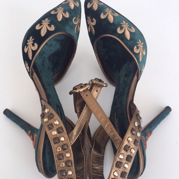 green and gold heels